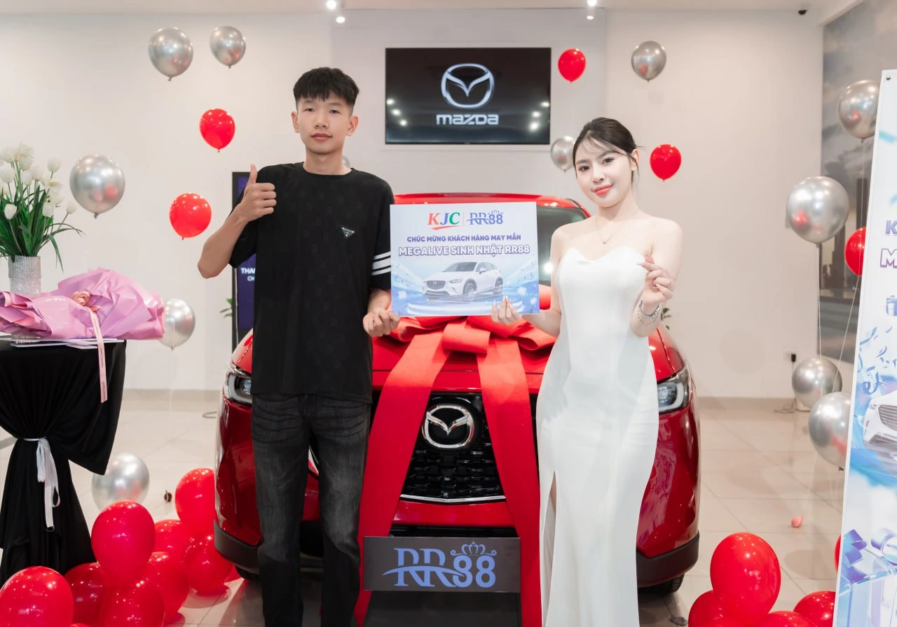 Hình ảnh lễ bàn giao xe Mazda Cx5 3